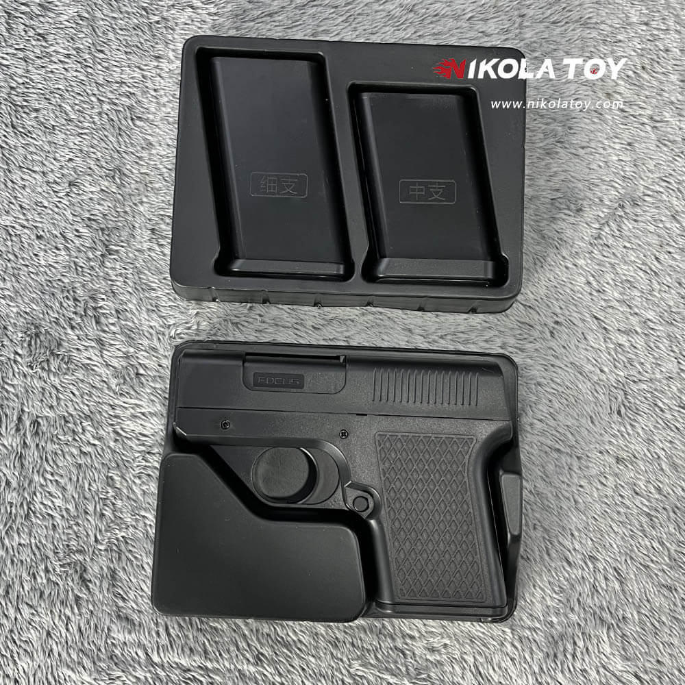 Gun Type Cigarette Lighter With 3 Replaceable Magazine Clips - Image 4