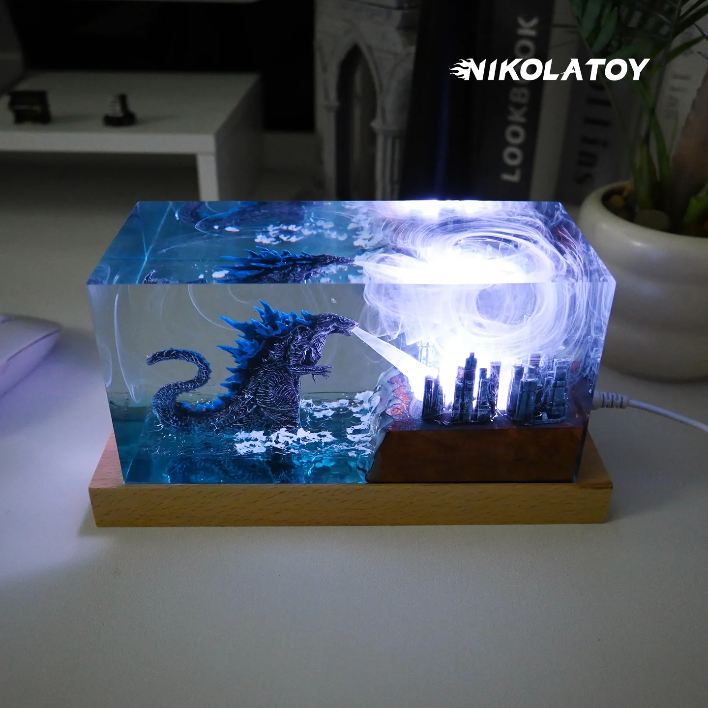 Creative Resin Night Light Desktop Ornament - Godzilla - Image 2