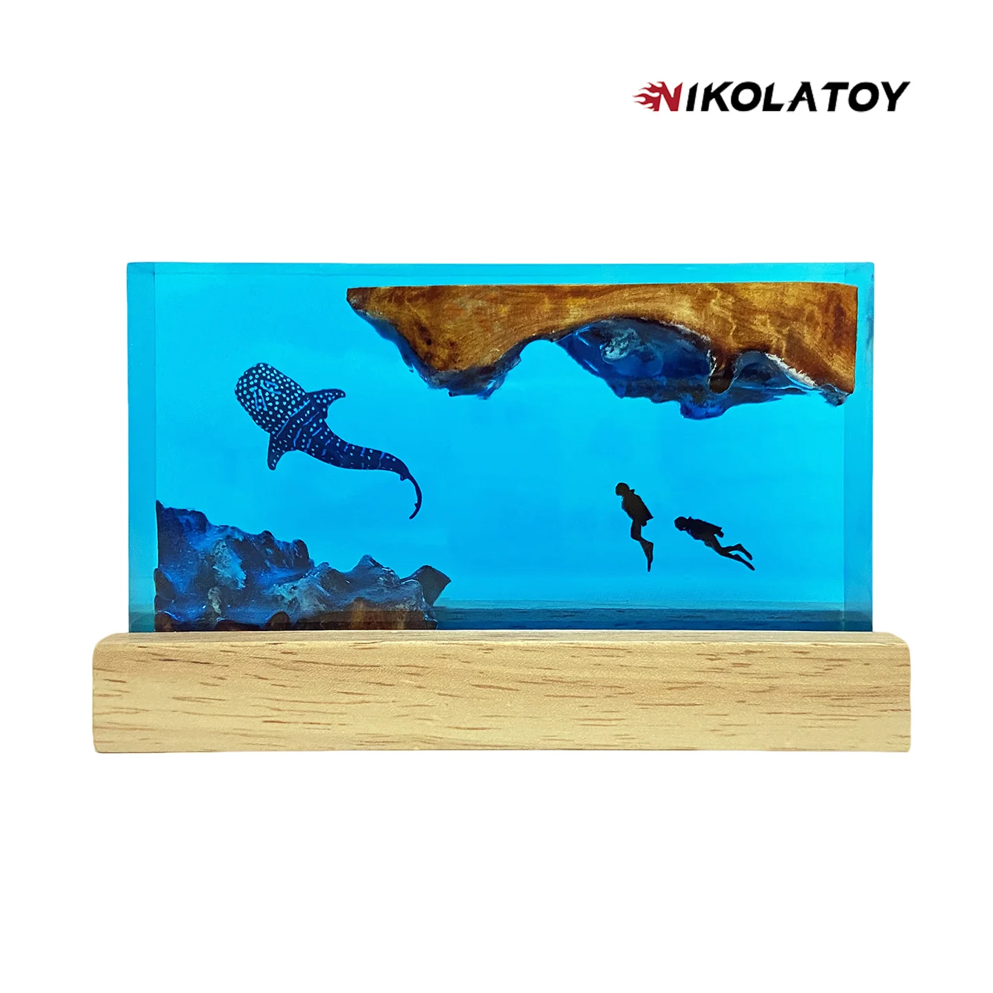 Creative Resin Night Light Desktop Ornament - The Underwater World - Image 7