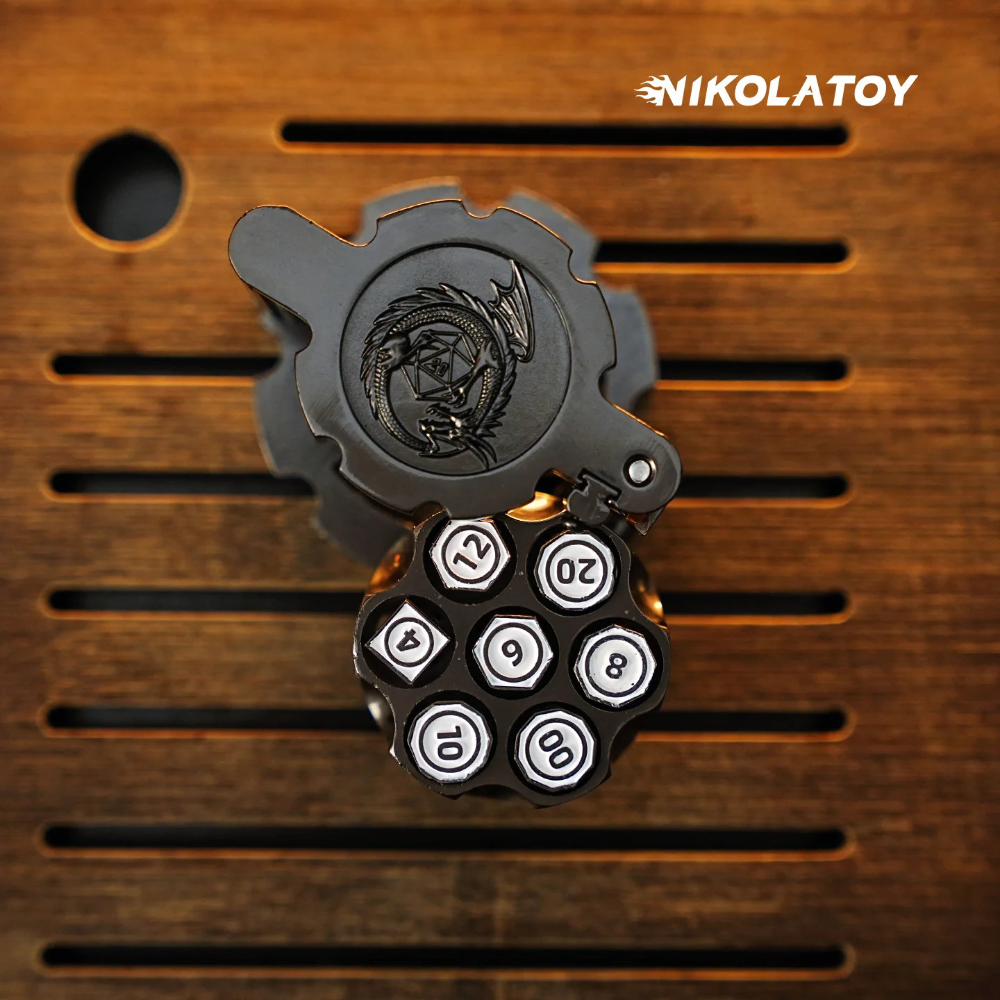 EDC Revolver Divination Dice - Image 4
